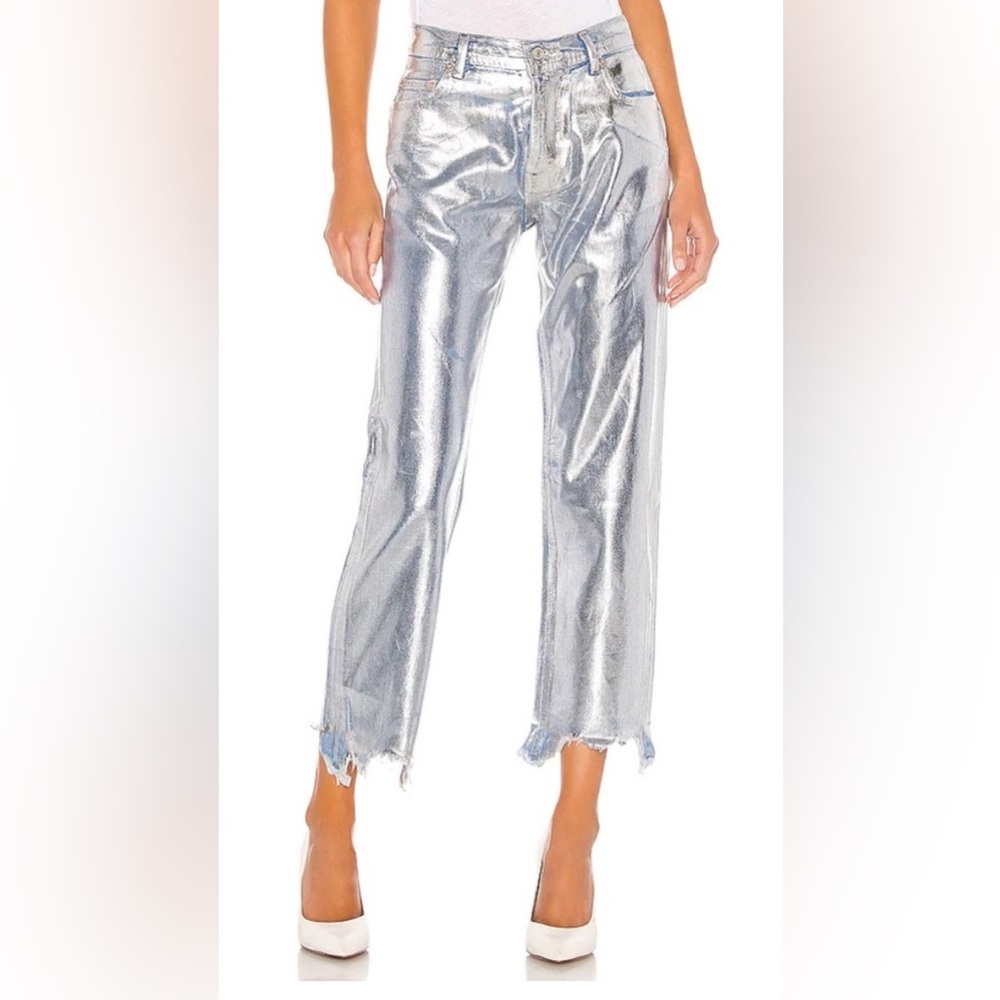 NWT Maggie Foil Jean in Silver
FREE PEOPLE SIZE 25